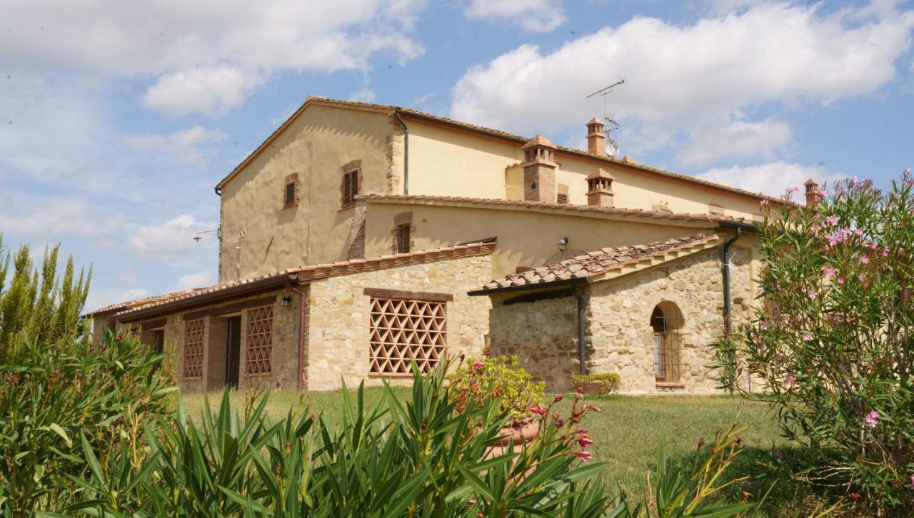 Villanovia Country House Volterra Esterno foto