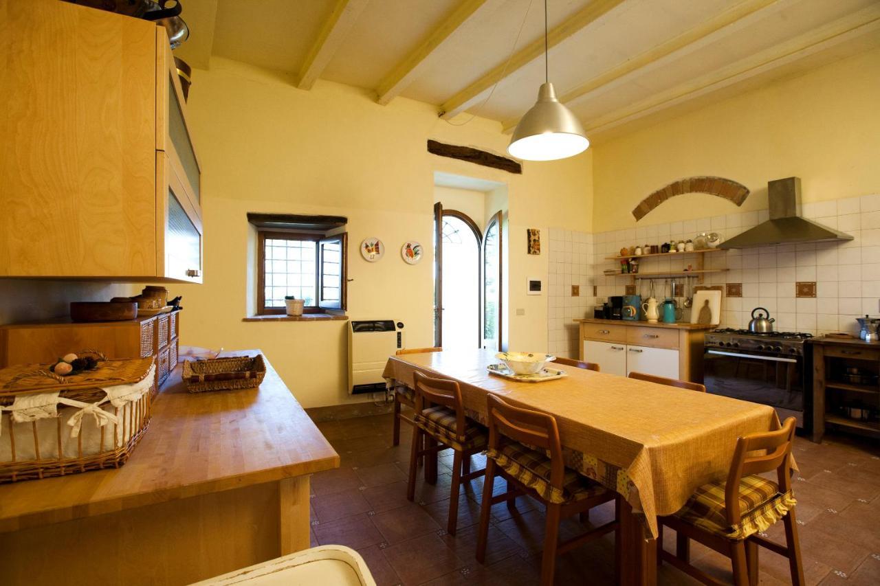 Villanovia Country House Volterra Esterno foto